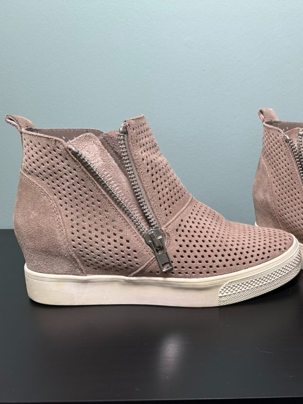 Steve Madden wedges size 7.5
